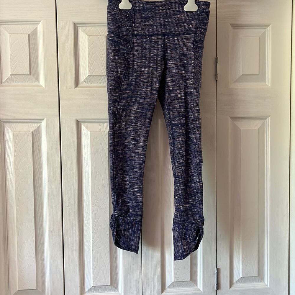 Iviva by lululemon purple/pink/navy pattern. Size 14